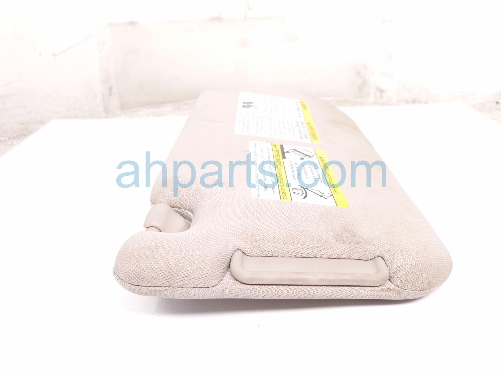 2017 Nissan Pathfinder Driver Sun Visor Grey 96401 9PB6A Replacement 2017 Nissan Pathfinder Driver Sun Visor Grey 96401 9PB6A Replacement thumbnail