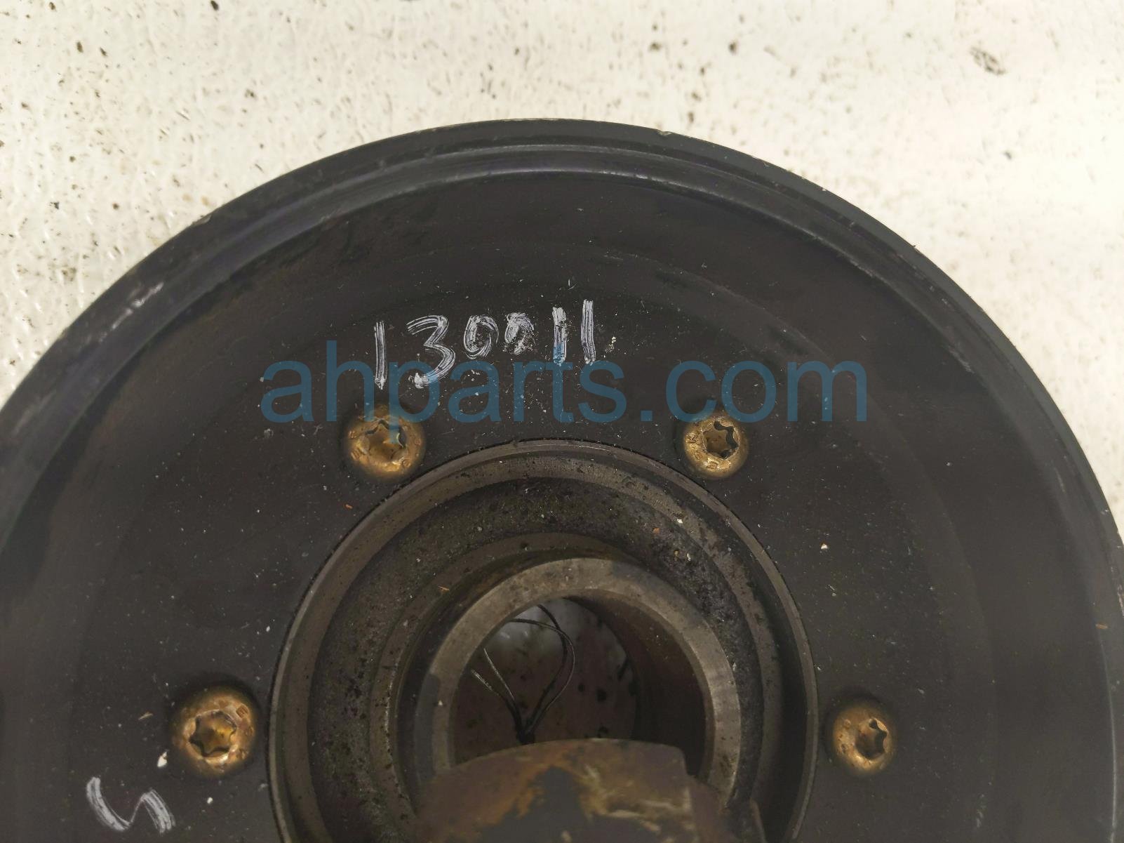 2003 Saab 9 5 Crank Shaft Pulley Harmonic Balancer 2.3l 30551867 Replacement 2003 Saab 9 5 Crank Shaft Pulley Harmonic Balancer 2.3l 30551867 Replacement thumbnail