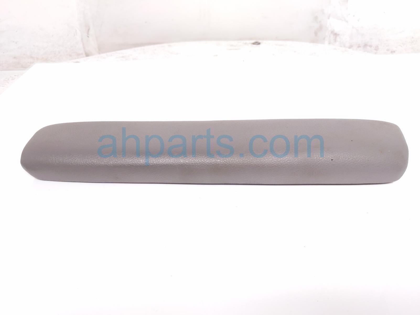 Toyota LH CONSOLE SIDE TRIM PANEL- GREY