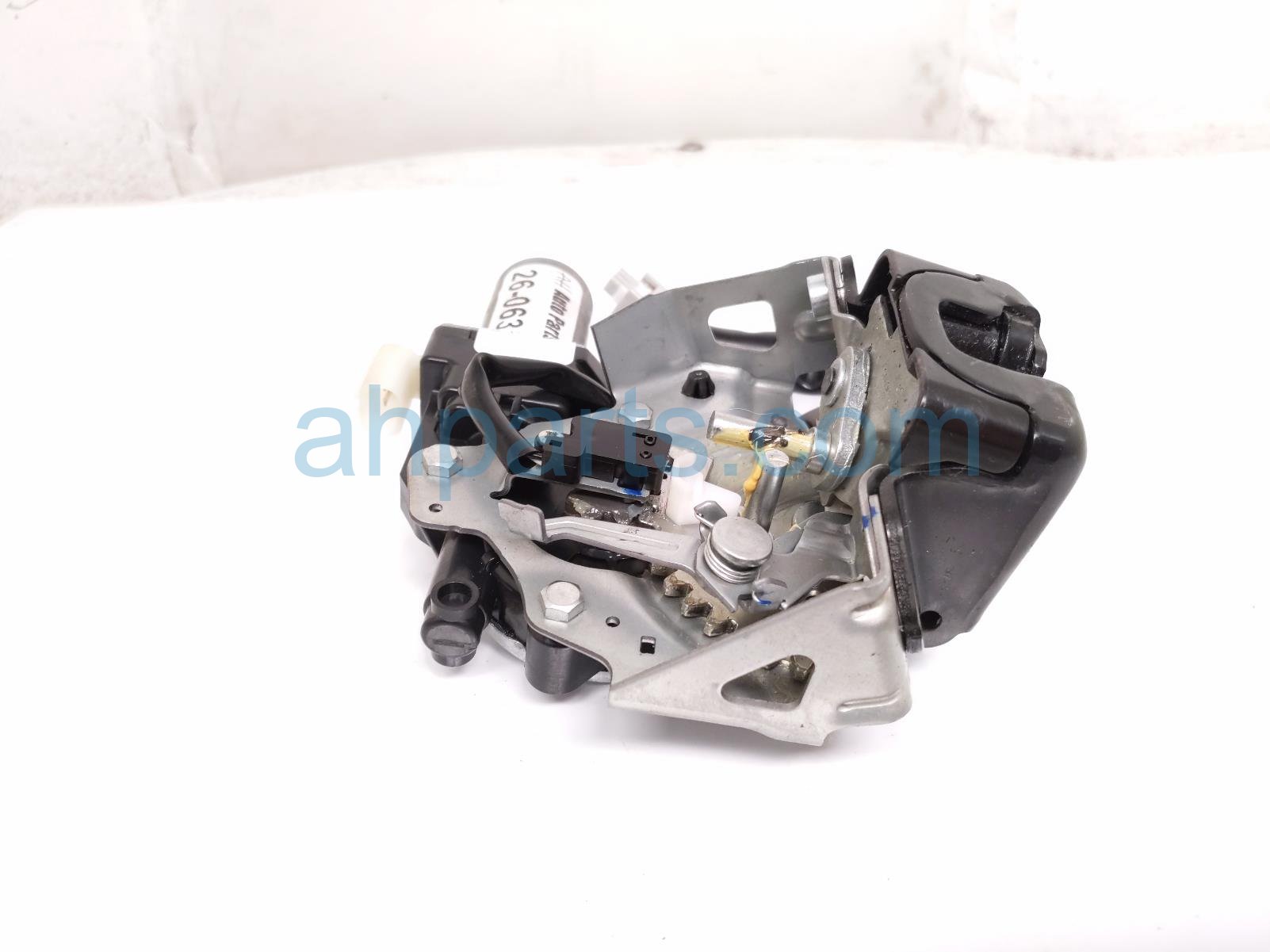 Toyota TRUNK LOCK ACTUATOR MOTOR