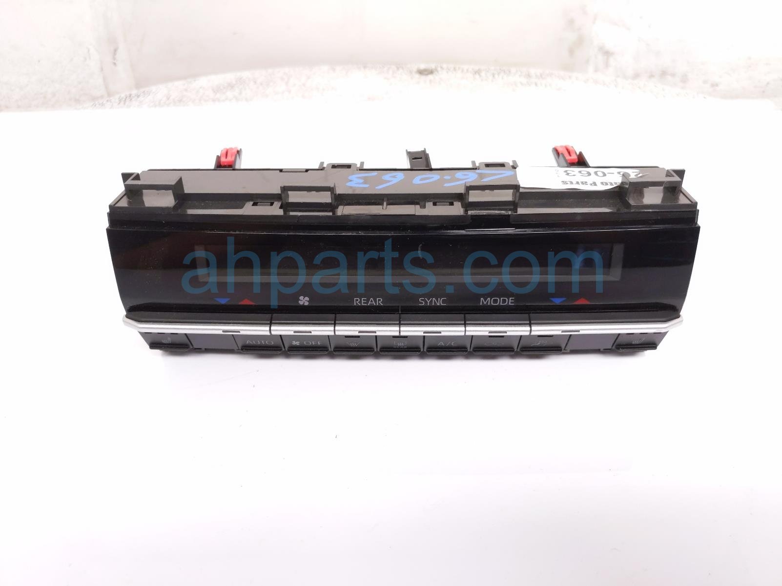 Toyota A/C CLIMATE CONTROL W/HEATED SEAT