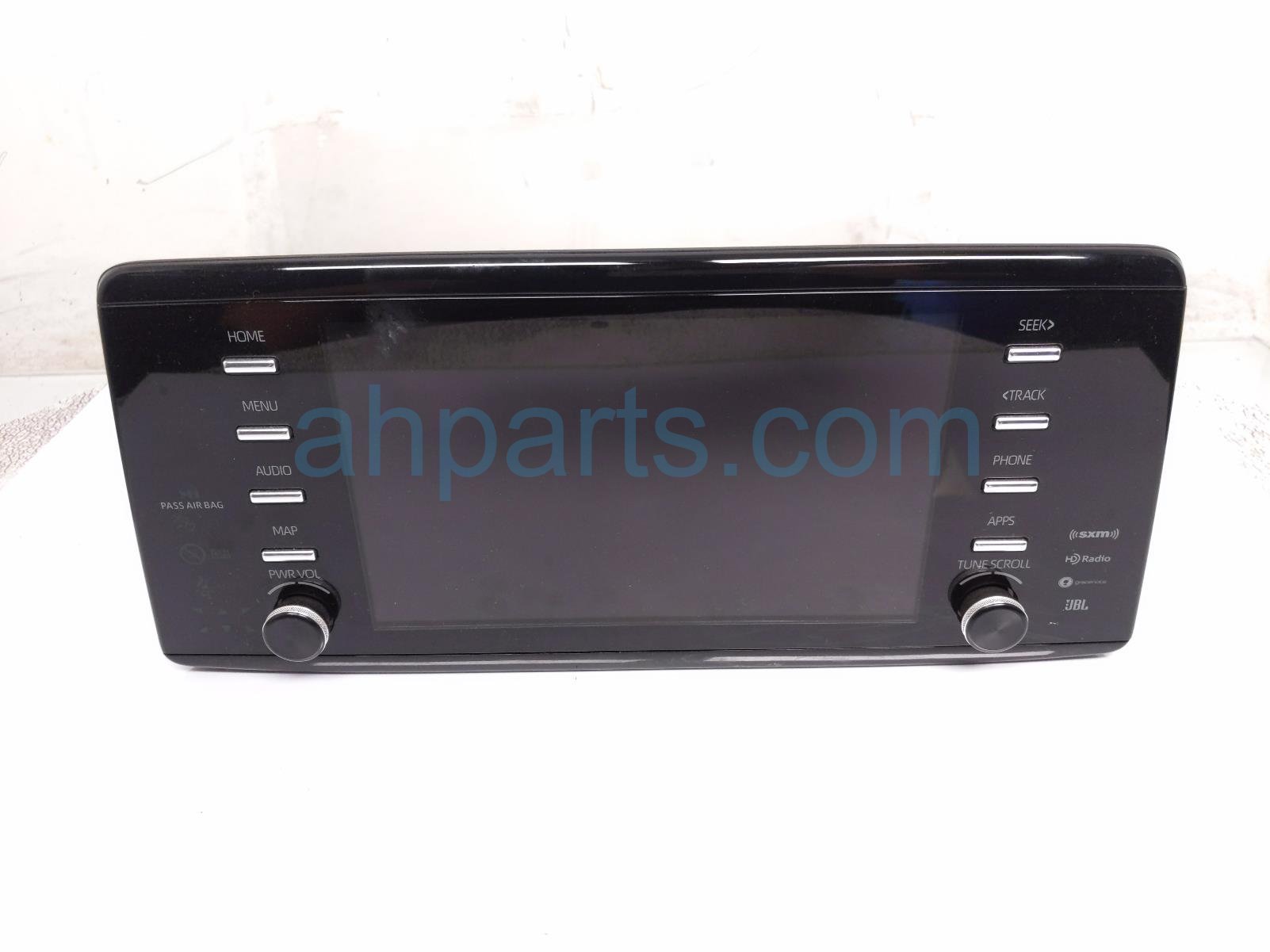 Toyota RADIO RECEIVER & DISPLAY SCREEN
