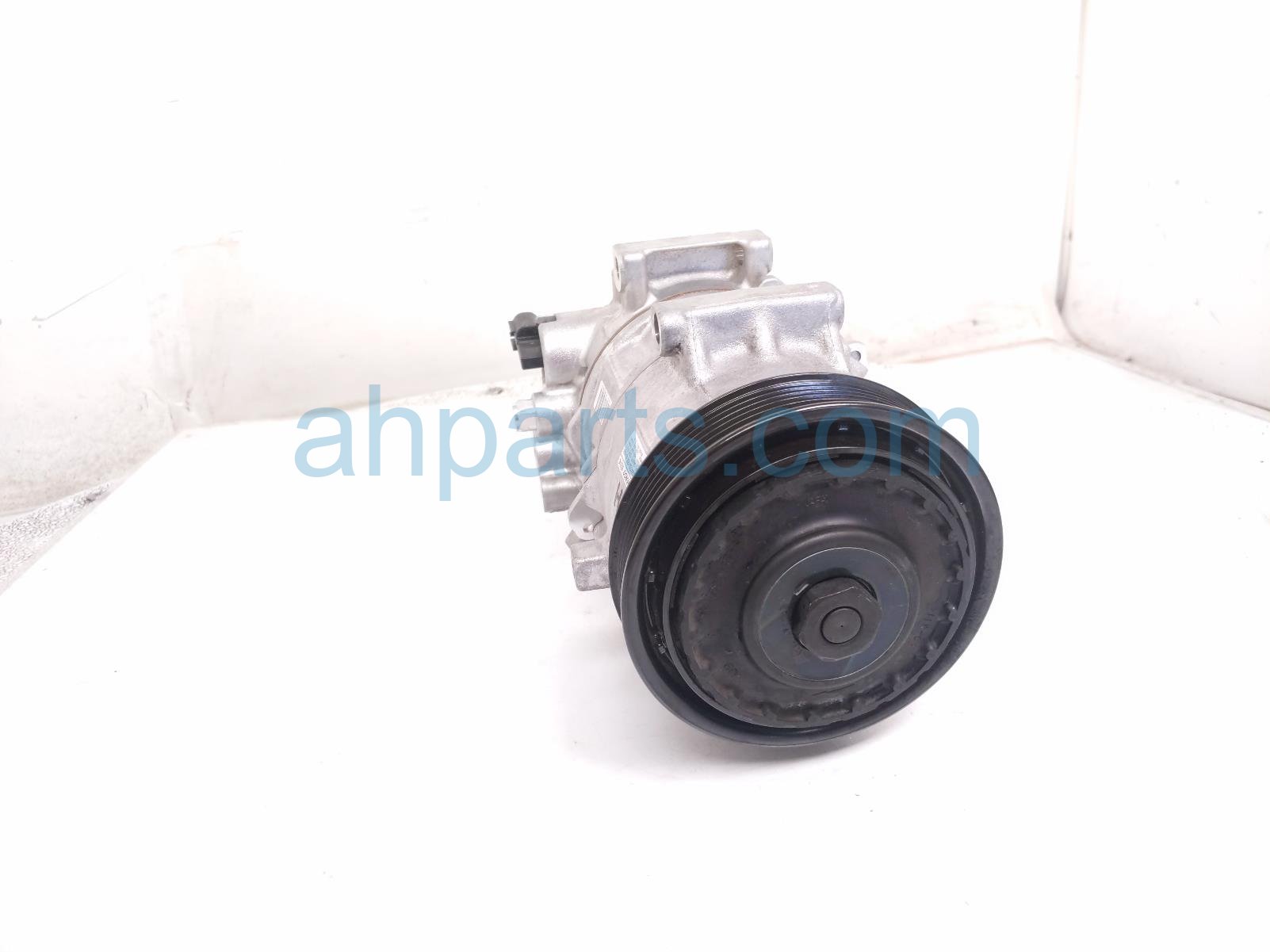 $75 Toyota AC PUMP / COMPRESSOR