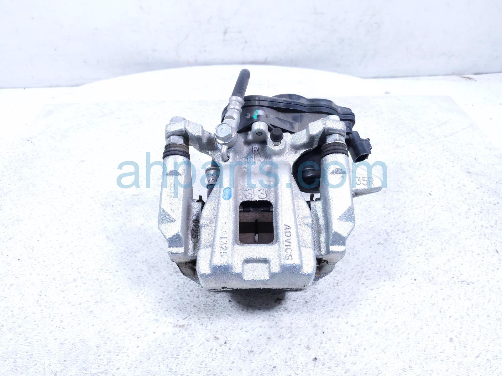 Toyota RR/RH BRAKE CALIPER