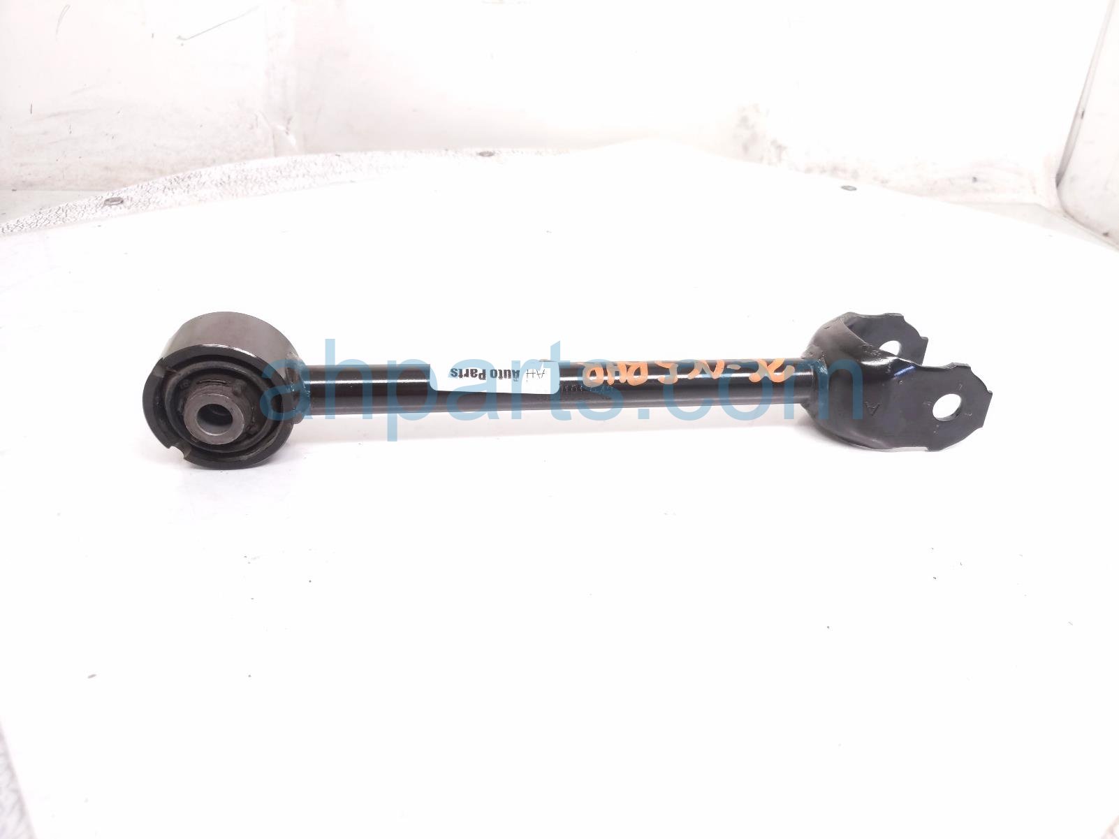 Toyota RR/RH LATERAL LOWER CONTROL ARM Toyota RR/RH LATERAL LOWER CONTROL ARM