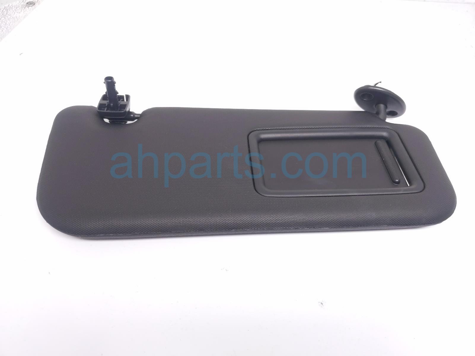 Toyota RH SUN VISOR - BLACK