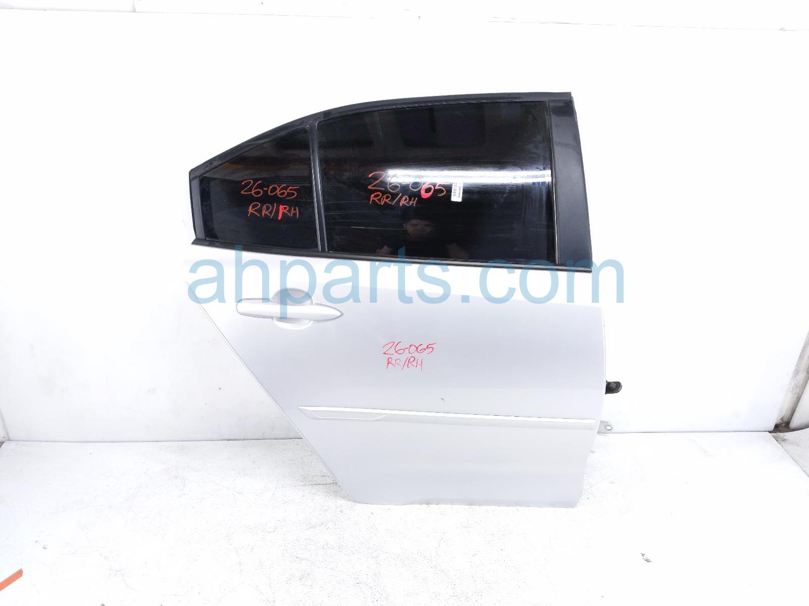 Rear passenger DOOR - SILVER - NO INSIDE TRIM