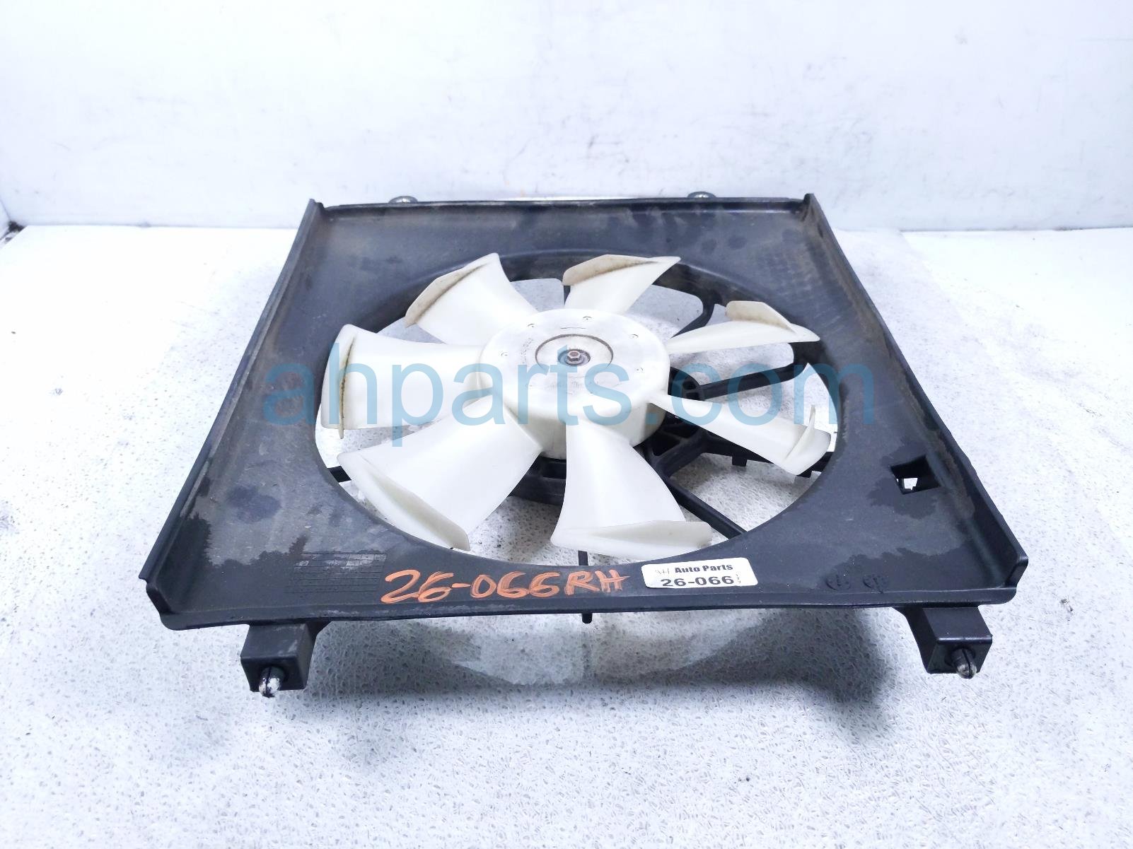 AC CONDENSER FAN ASSEMBLY