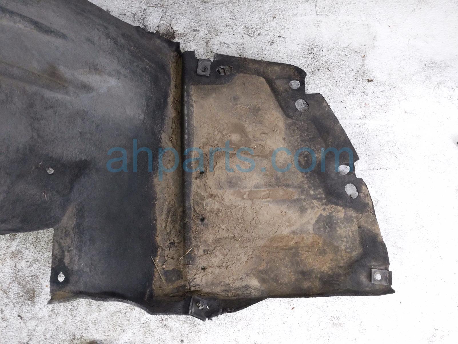 2021 Honda Civic Rear Passenger Inner Fender Liner Type R 74552 TGH A01 Replacement 2021 Honda Civic Rear Passenger Inner Fender Liner Type R 74552 TGH A01 Replacement thumbnail