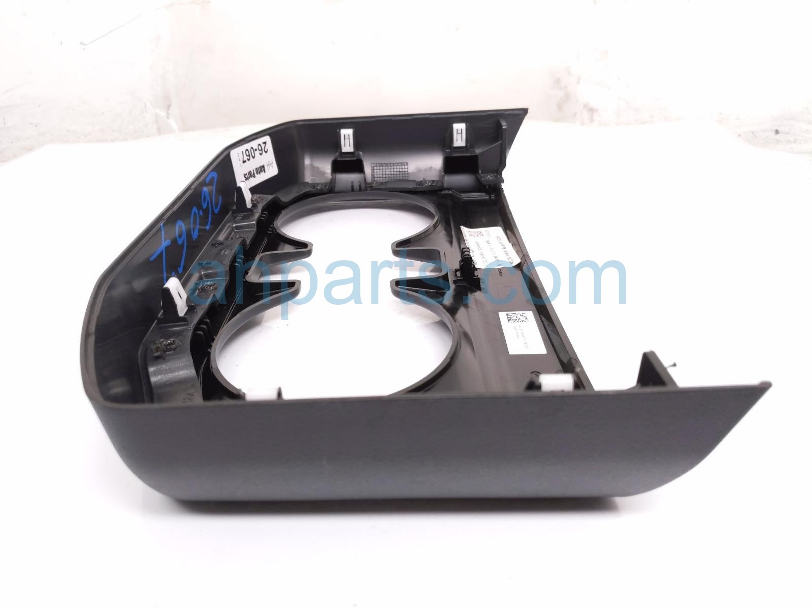 2021 Ford F150 Rear Console Cup Hld Trim Pn Grey ML3B 15045D74 BBS300 Replacement 2021 Ford F150 Rear Console Cup Hld Trim Pn Grey ML3B 15045D74 BBS300 Replacement thumbnail