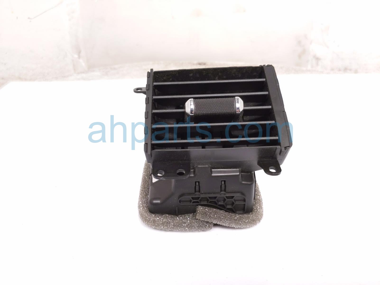 2021 Ford F150 Passenger Outer Dash Air Vent Blk ML3B 014A22 A Replacement 2021 Ford F150 Passenger Outer Dash Air Vent Blk ML3B 014A22 A Replacement thumbnail