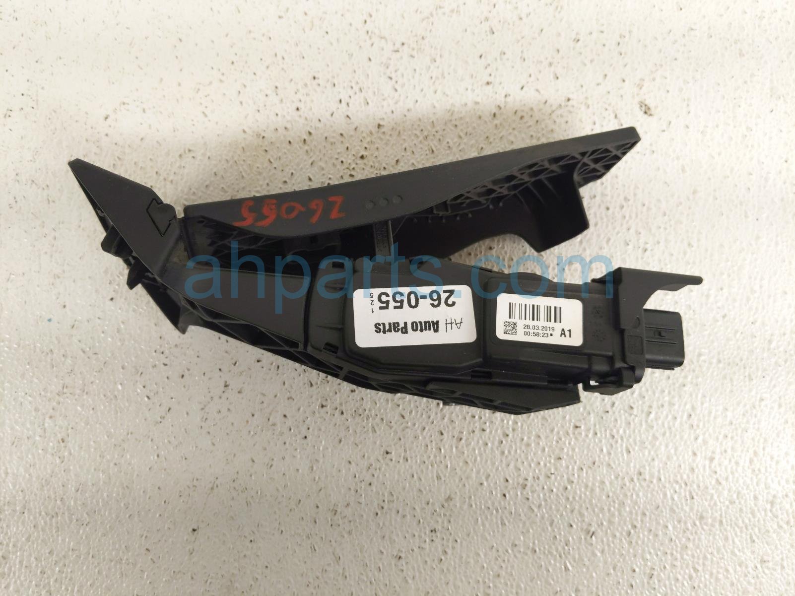 Hyundai GAS / ACCELERATOR PEDAL - 2.4L FWD