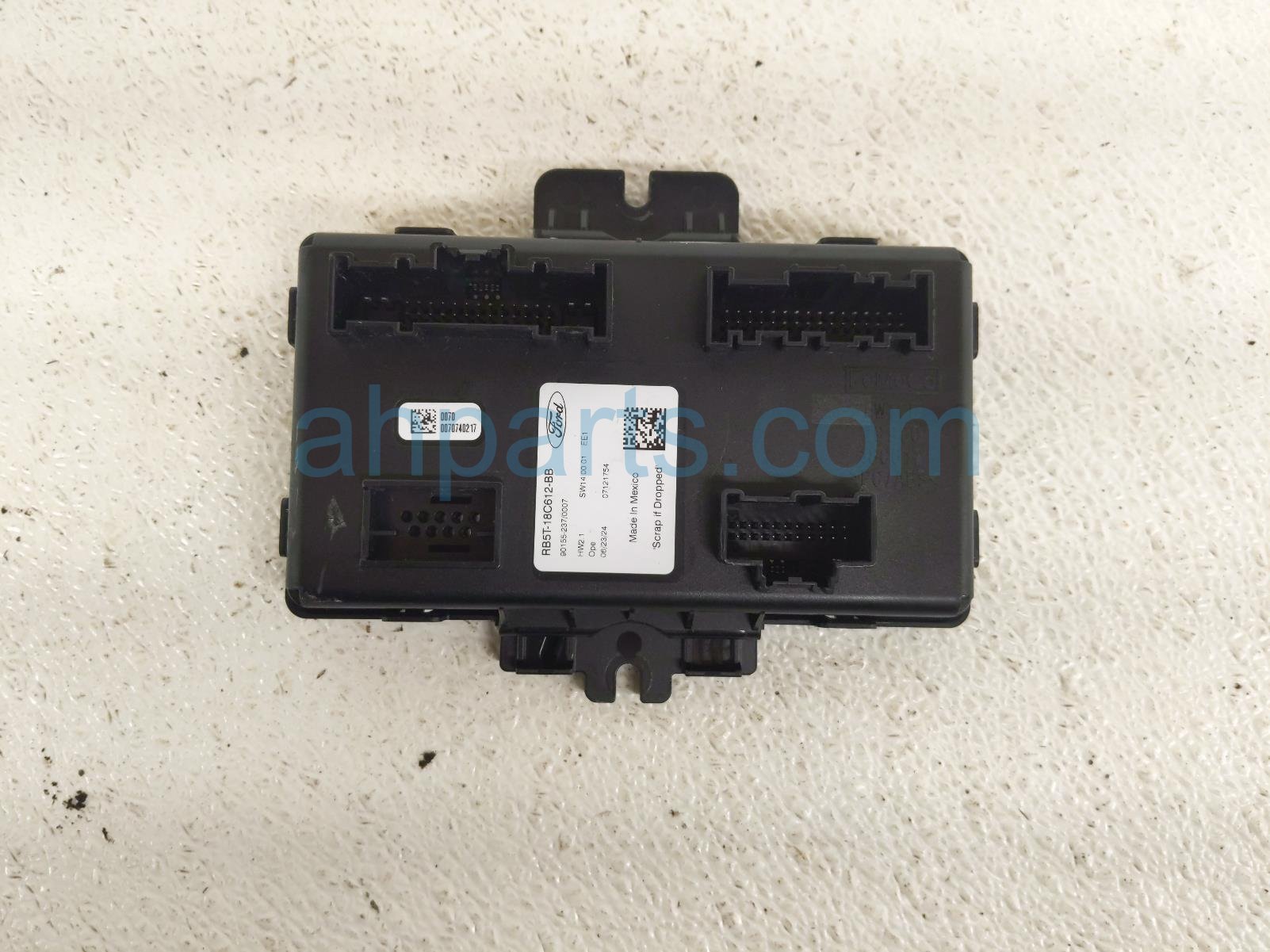 2025 Ford Explorer Temperature Climate Heater/ac Control(on Dash) RB5T 18C612 BB Replacement 2025 Ford Explorer Temperature Climate Heater/ac Control(on Dash) RB5T 18C612 BB Replacement thumbnail