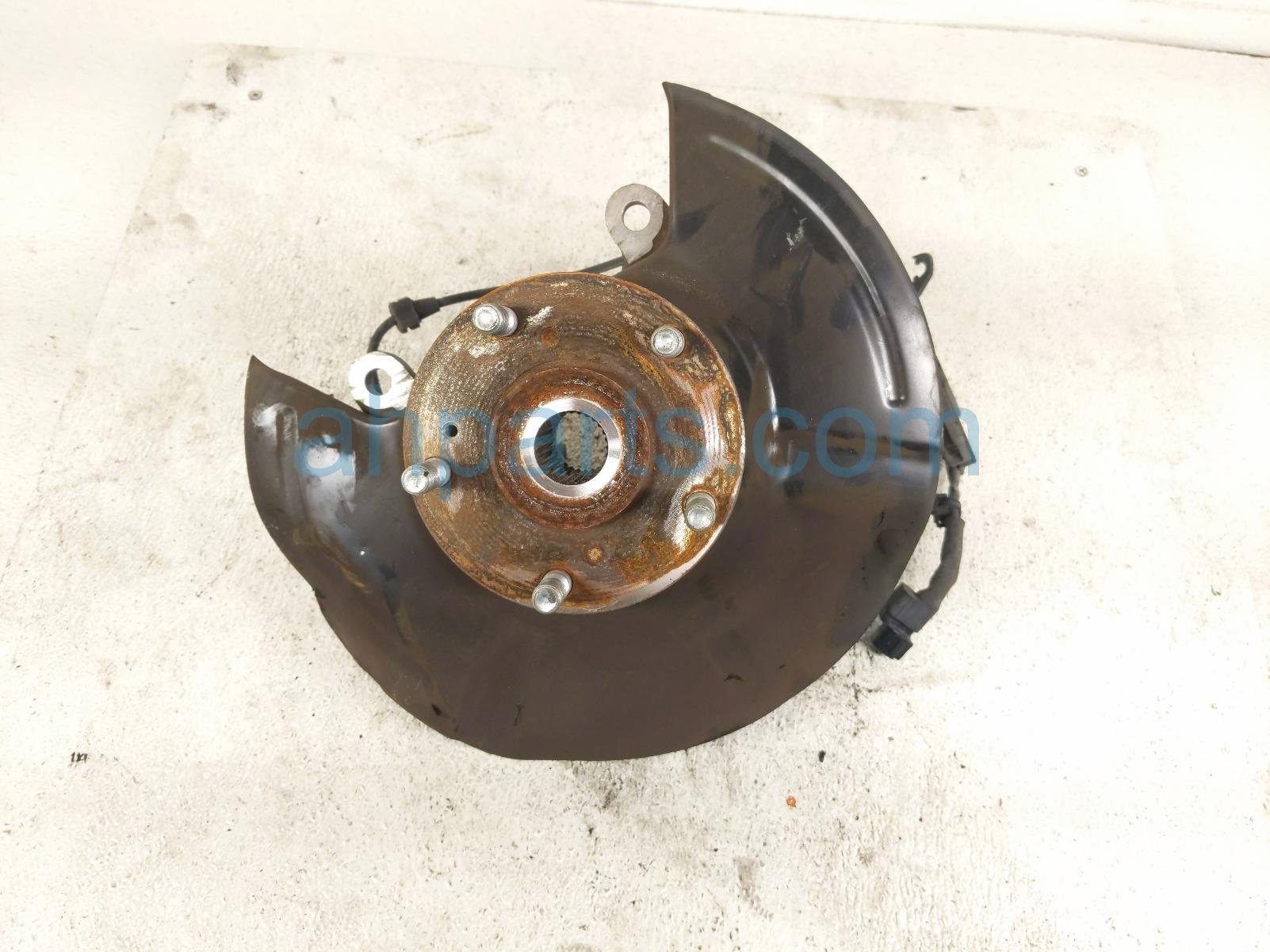 Acura FR/LH SPINDLE KNUCKLE HUB - FWD