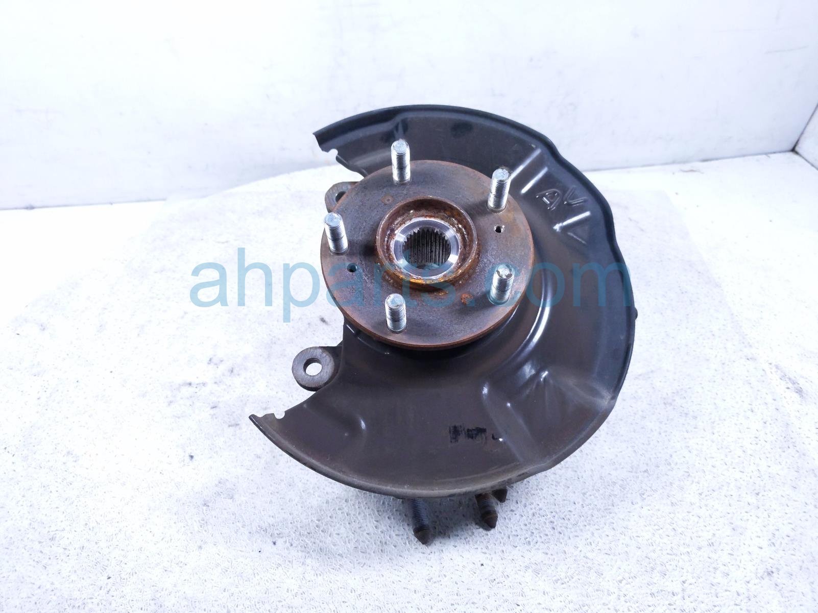 Honda FR/LH SPINDLE KNUCKLE HUB