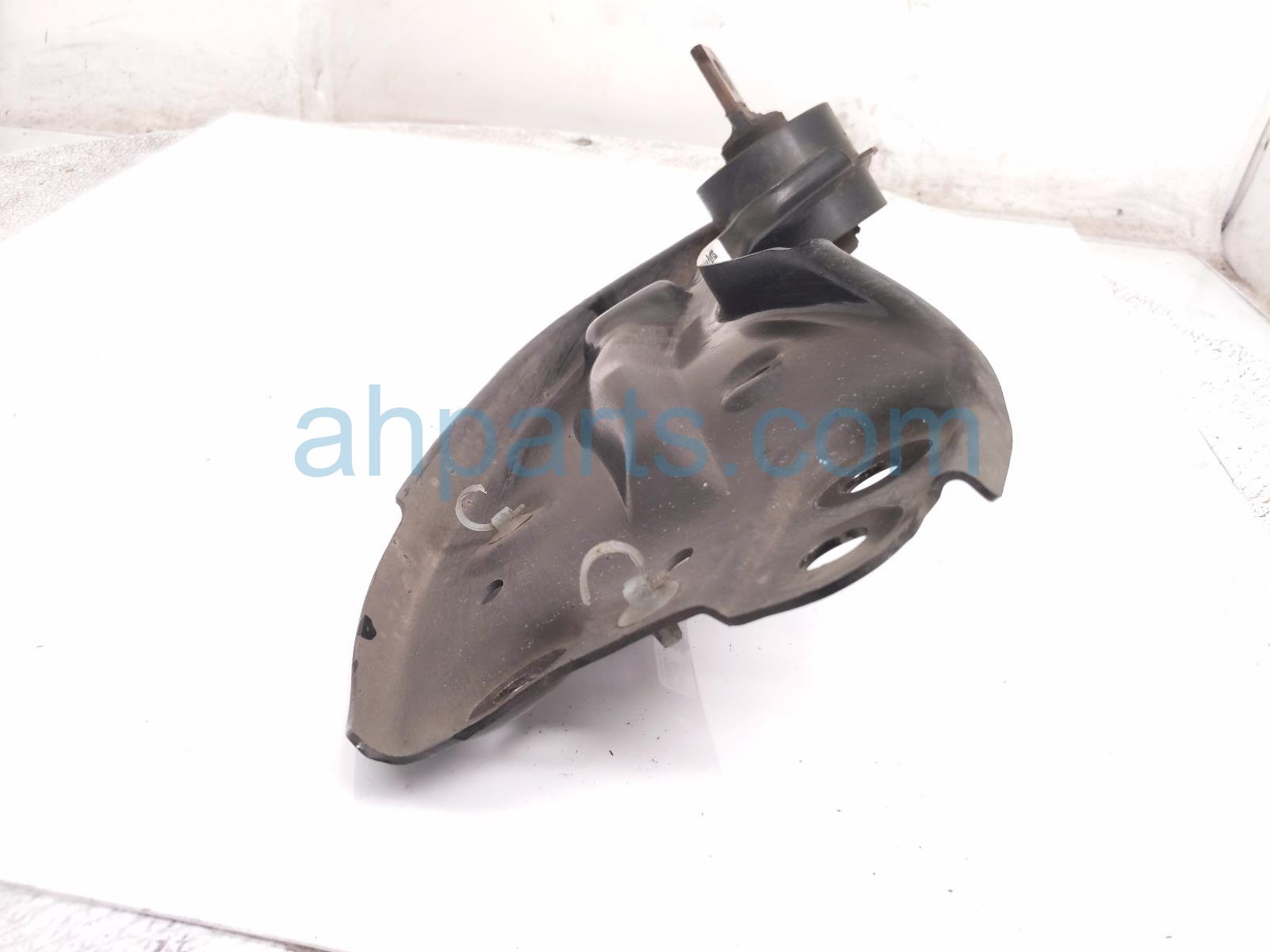 Honda RR/RH TRAILING LOWER CONTROL ARM