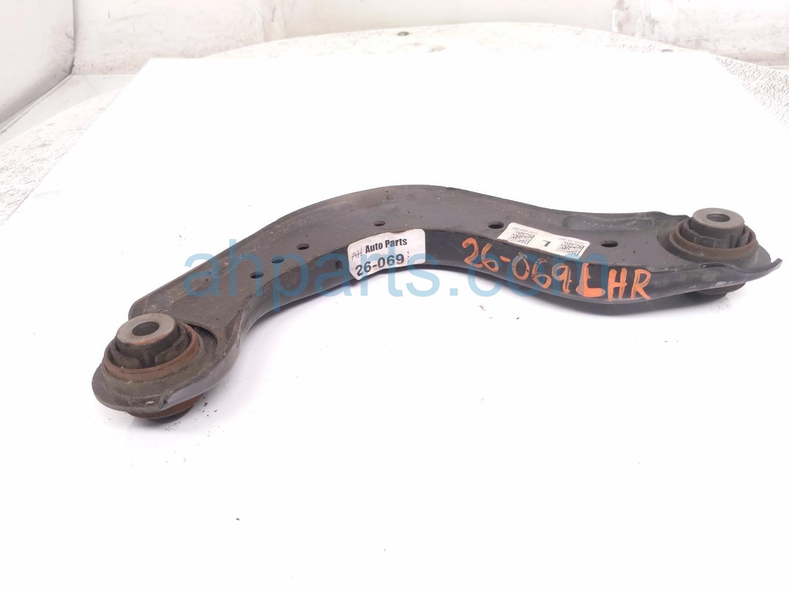 Honda RR/LH UPPER CONTROL ARM -