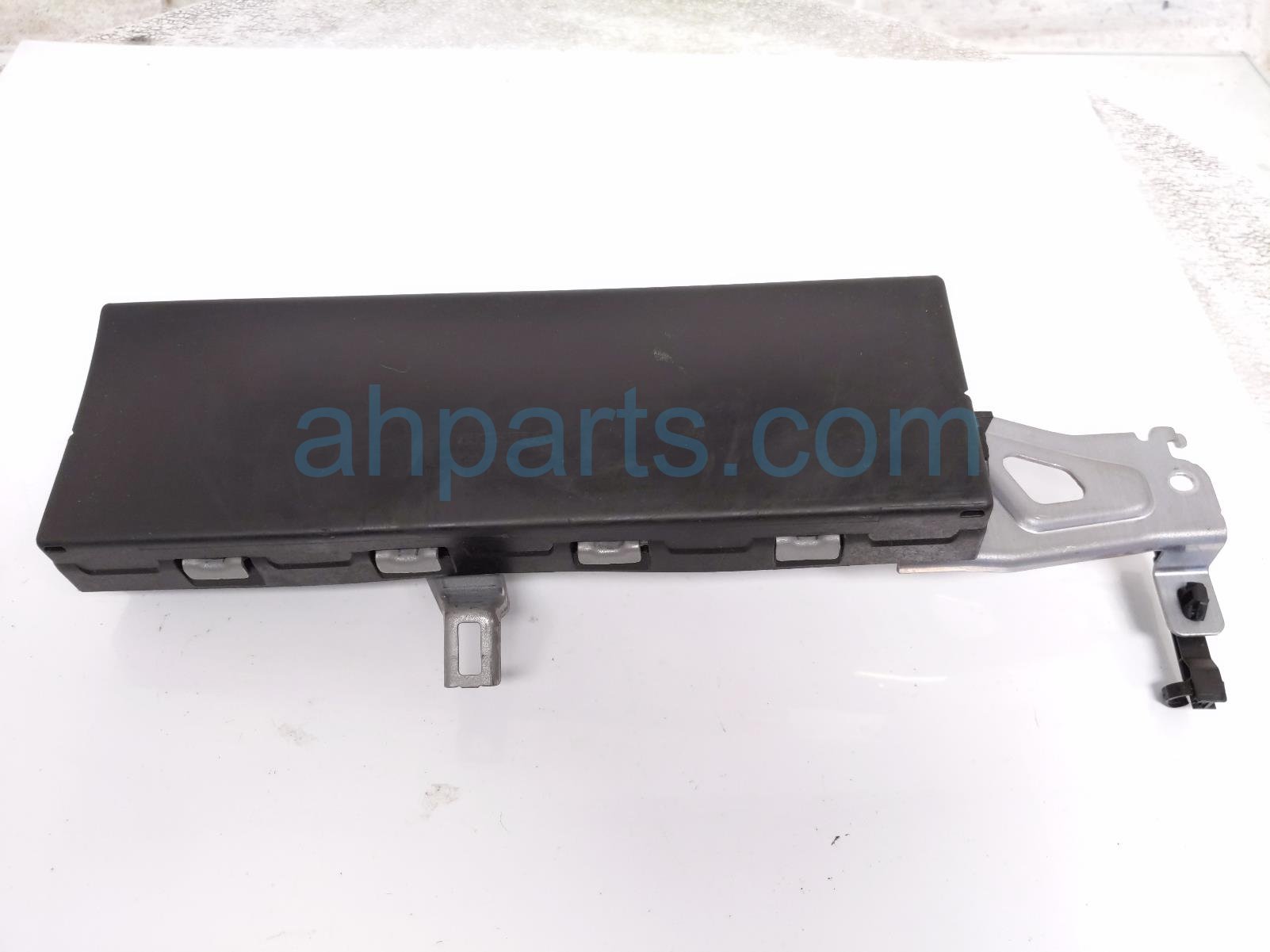 Honda PASSENGER KNEE AIR BAG