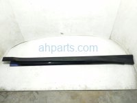 Honda RH SIDE SKIRT / MOLDING - GREY LX Honda RH SIDE SKIRT / MOLDING - GREY LX