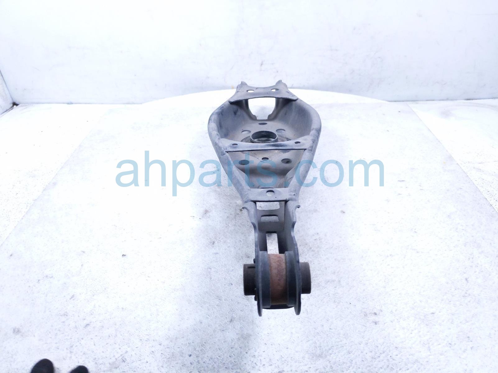 2021 Honda Civic Lower Rear Driver Spring Seat Control Arm 52355 TGH A11 Replacement 2021 Honda Civic Lower Rear Driver Spring Seat Control Arm 52355 TGH A11 Replacement thumbnail