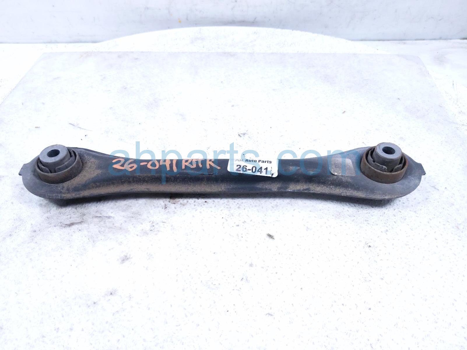 Honda RR/RH LATERAL CONTROL ARM
