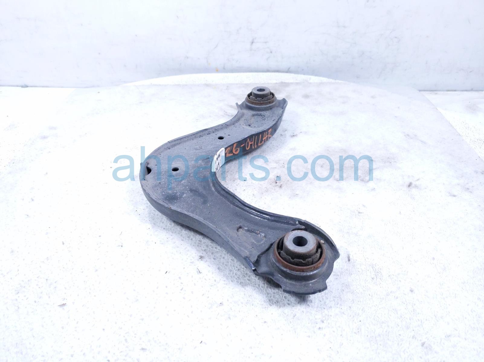 2021 Honda Civic Rear Driver Upper Control Arm Type R 52520 TGH A01 Replacement 2021 Honda Civic Rear Driver Upper Control Arm Type R 52520 TGH A01 Replacement thumbnail