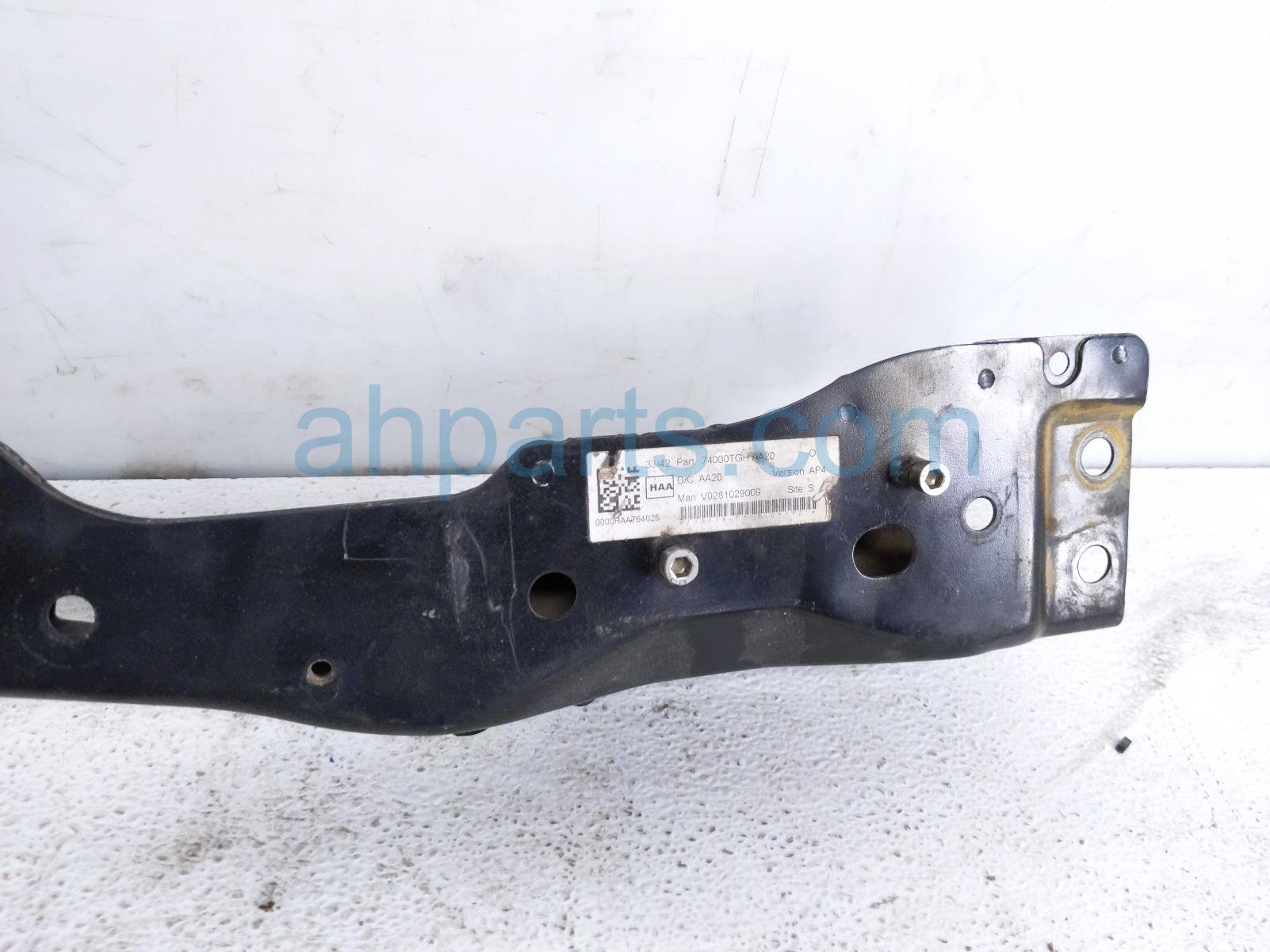 2021 Honda Civic Core Radiator Support Upper Tie Bar 71410 TGH A01 Partial Replacement 2021 Honda Civic Core Radiator Support Upper Tie Bar 71410 TGH A01 Partial Replacement thumbnail