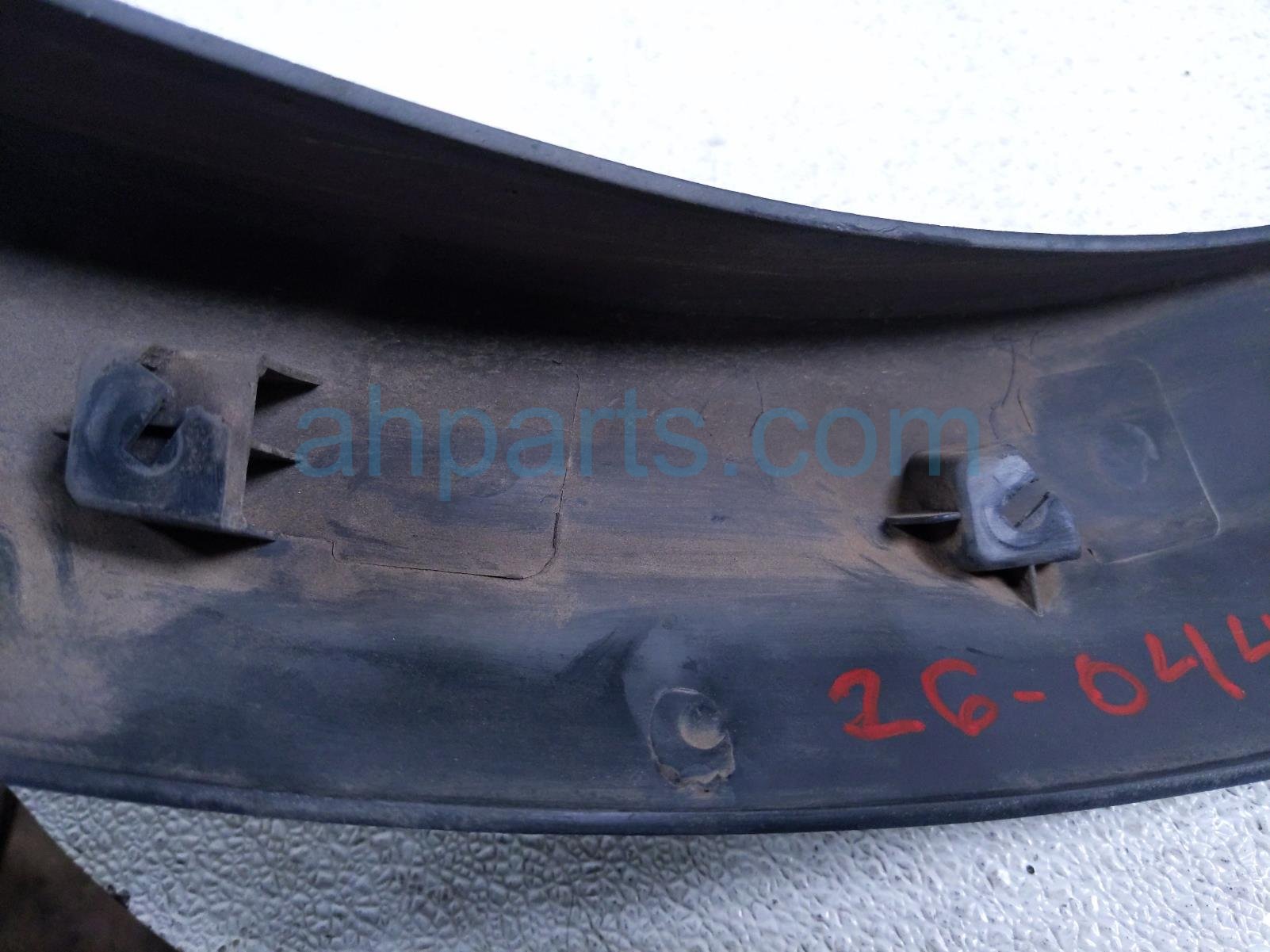 2020 Land Rover Range Rover Sport Rear Driver Wheel Arch Molding Black LR136801 Replacement 2020 Land Rover Range Rover Sport Rear Driver Wheel Arch Molding Black LR136801 Replacement thumbnail