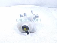 $99 Land Rover BRAKE MASTER CYLINDER W/RESERVOIR $99 Land Rover BRAKE MASTER CYLINDER W/RESERVOIR