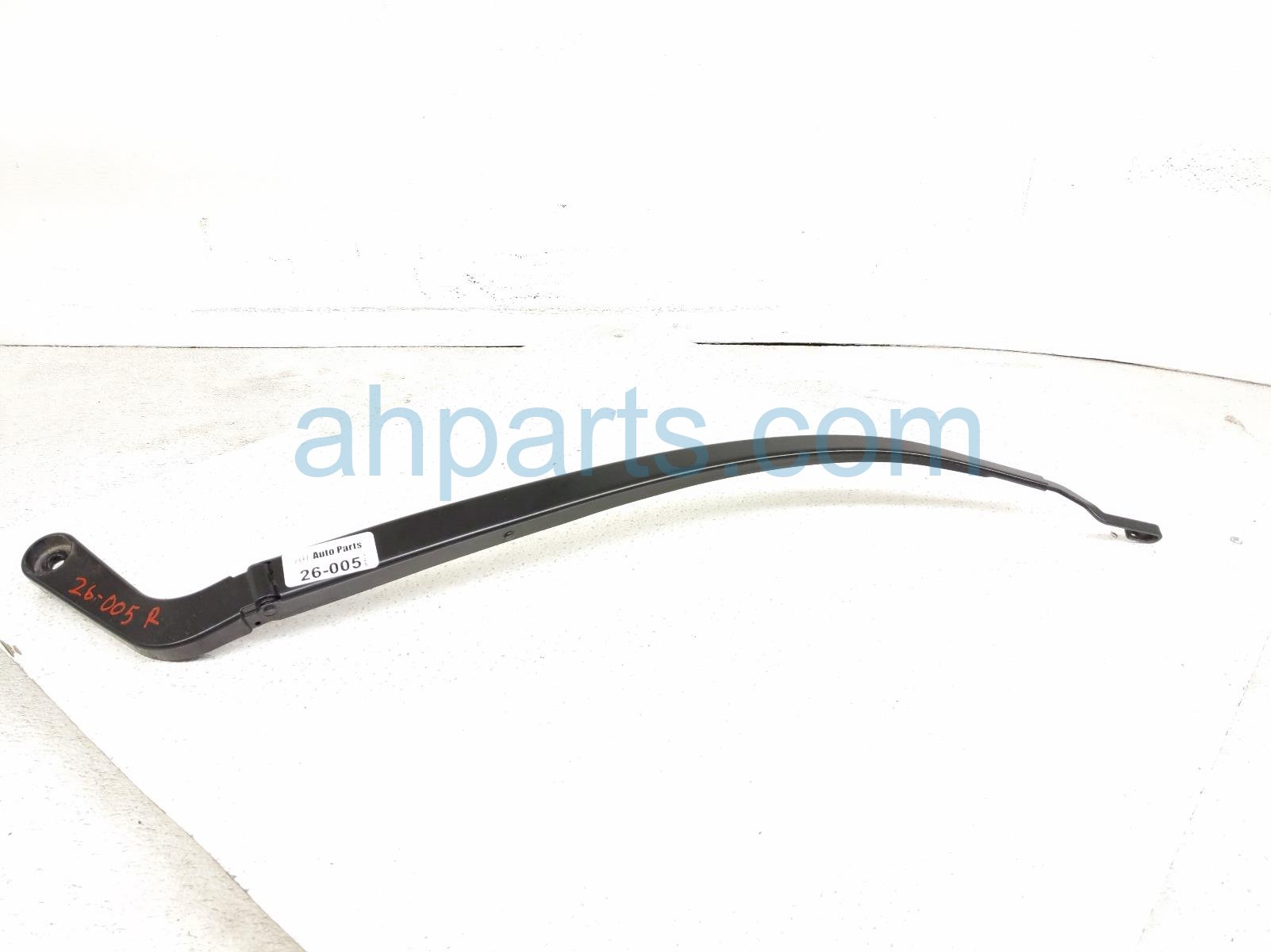 $32 Jeep RH WINDSHIELD WIPER ARM