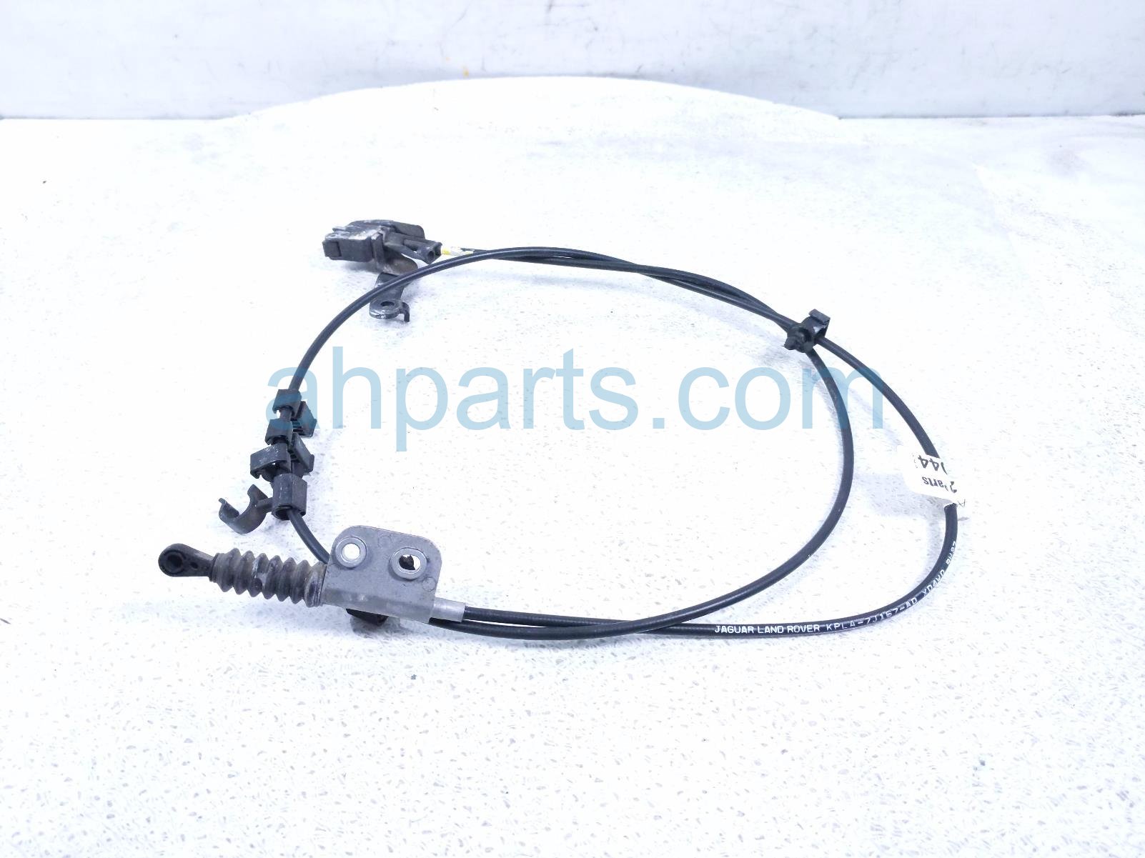 2020 Land Rover Range Rover Sport A/t Shifter Cable 3.0l Awd KPLA 7J167 AD Replacement 2020 Land Rover Range Rover Sport A/t Shifter Cable 3.0l Awd KPLA 7J167 AD Replacement thumbnail