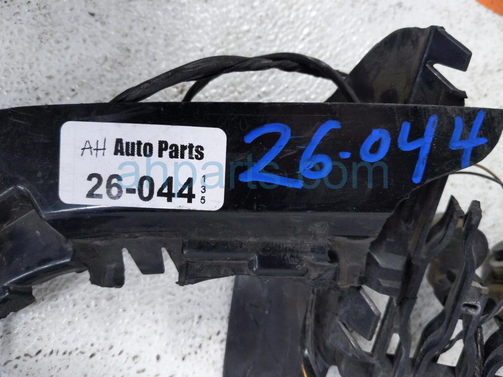 2020 Land Rover Range Rover Sport Front Bumper Wire Harness W/sens KK62 14369 CE Replacement 2020 Land Rover Range Rover Sport Front Bumper Wire Harness W/sens KK62 14369 CE Replacement thumbnail