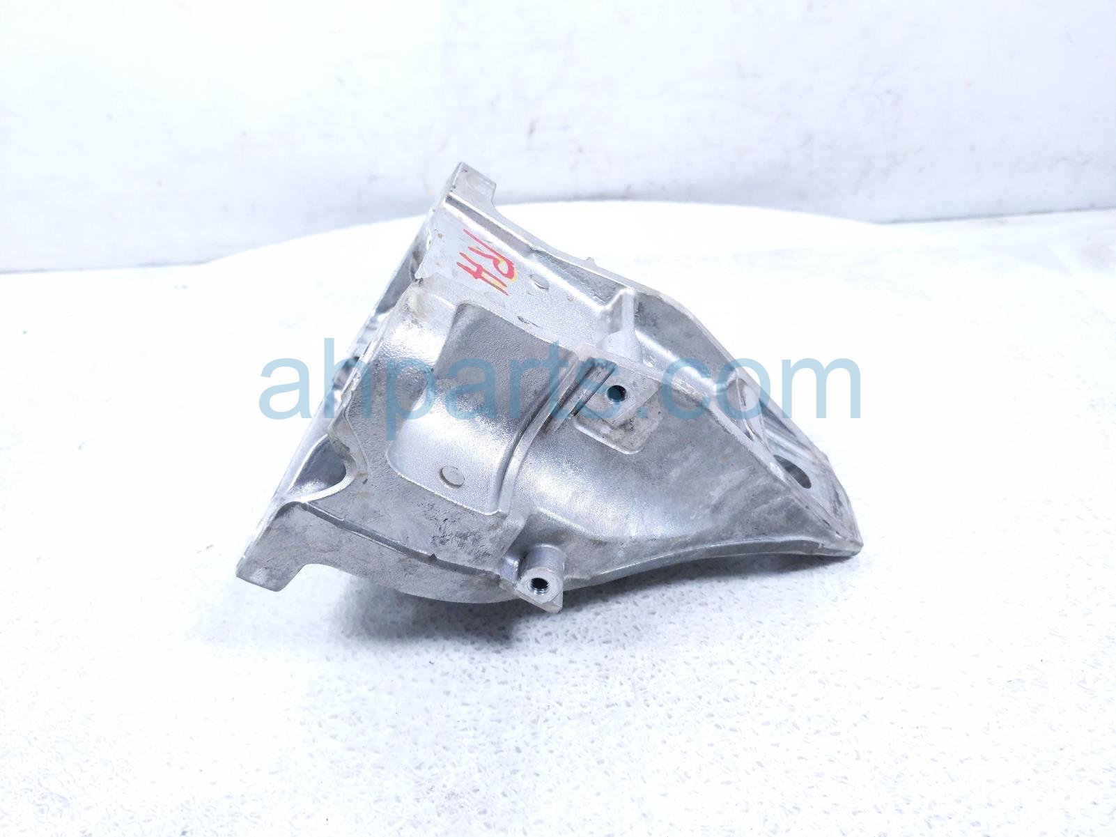 2020 Land Rover Range Rover Sport Engine/motor Mount Passenger Engine Support Brkt 3.0l Awd KPLA 6037 AB Replacement 2020 Land Rover Range Rover Sport Engine/motor Mount Passenger Engine Support Brkt 3.0l Awd KPLA 6037 AB Replacement thumbnail