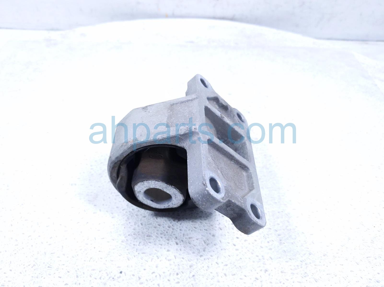 2020 Land Rover Range Rover Sport Engine/motor Driver Engine Mount 3.0l Awd 5H22 6068 AB Replacement 2020 Land Rover Range Rover Sport Engine/motor Driver Engine Mount 3.0l Awd 5H22 6068 AB Replacement thumbnail