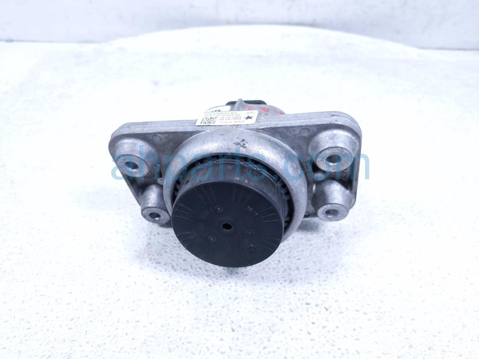 2020 Land Rover Range Rover Sport Engine/motor Driver Engine Mount 3.0l Awd CPLA 6A003 BG Replacement 2020 Land Rover Range Rover Sport Engine/motor Driver Engine Mount 3.0l Awd CPLA 6A003 BG Replacement thumbnail