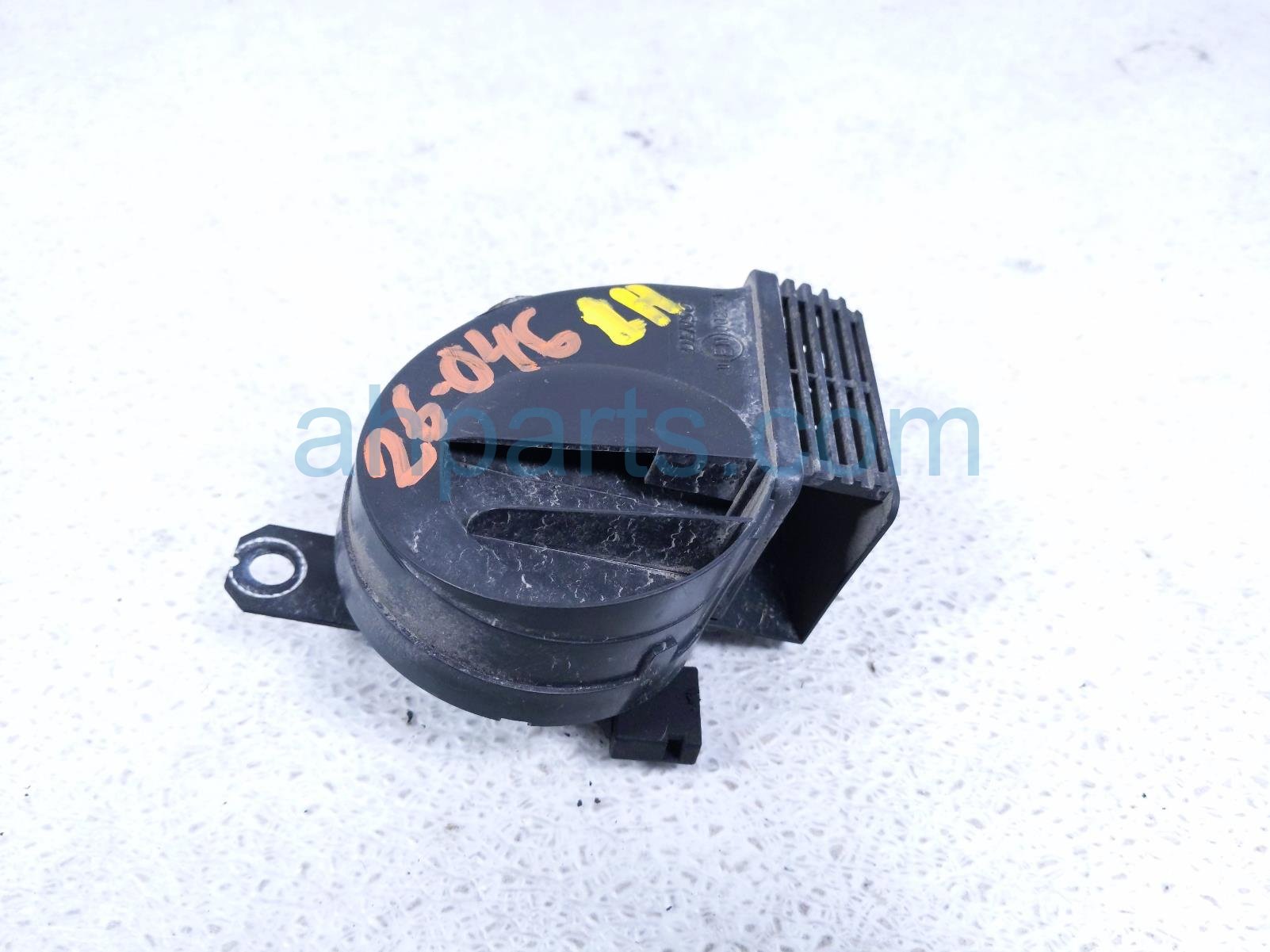 $25 Subaru HORN ASSY LH $25 Subaru HORN ASSY LH