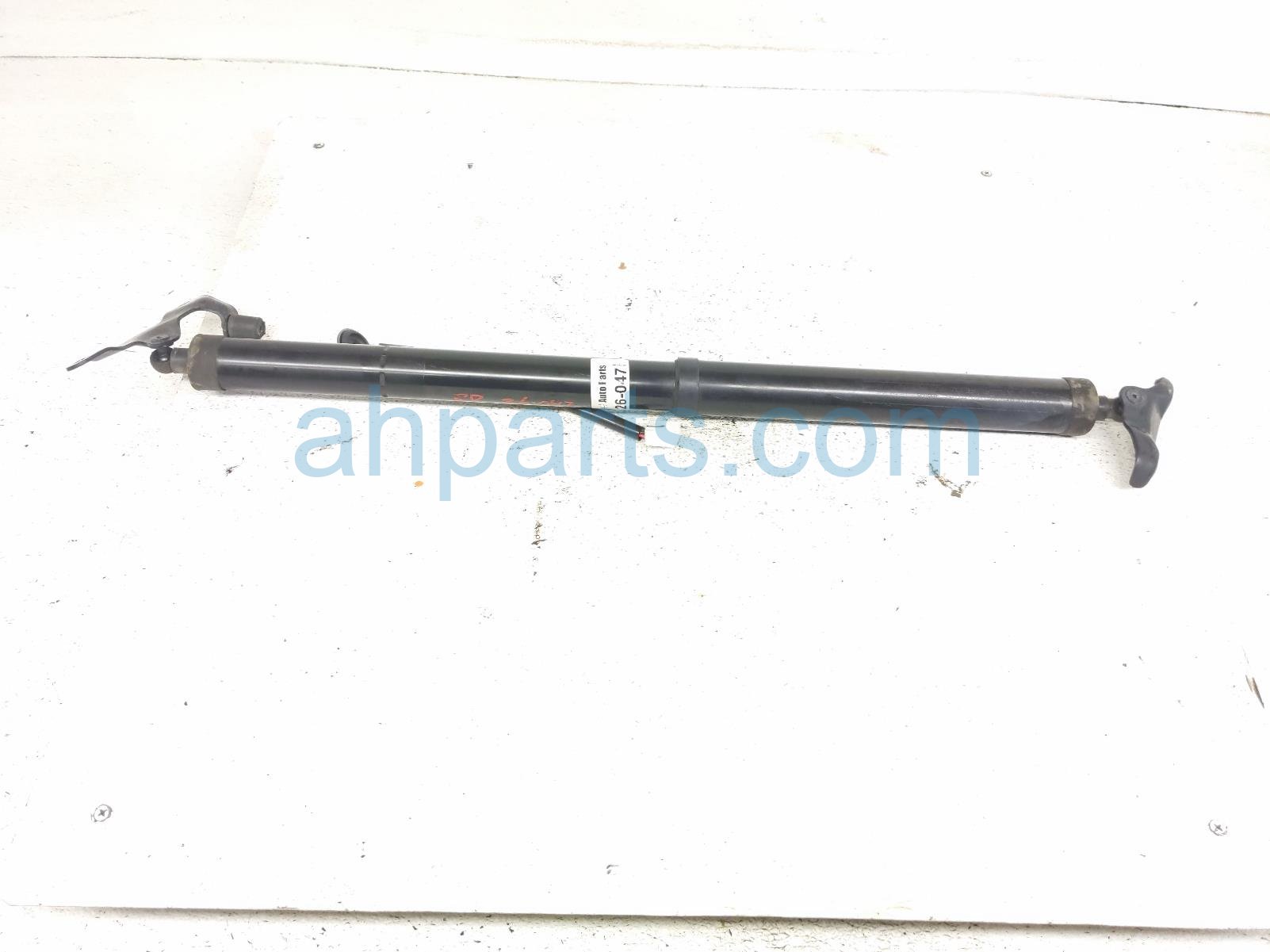 Passenger POWER LIFTGATE STRUT ACTUATOR