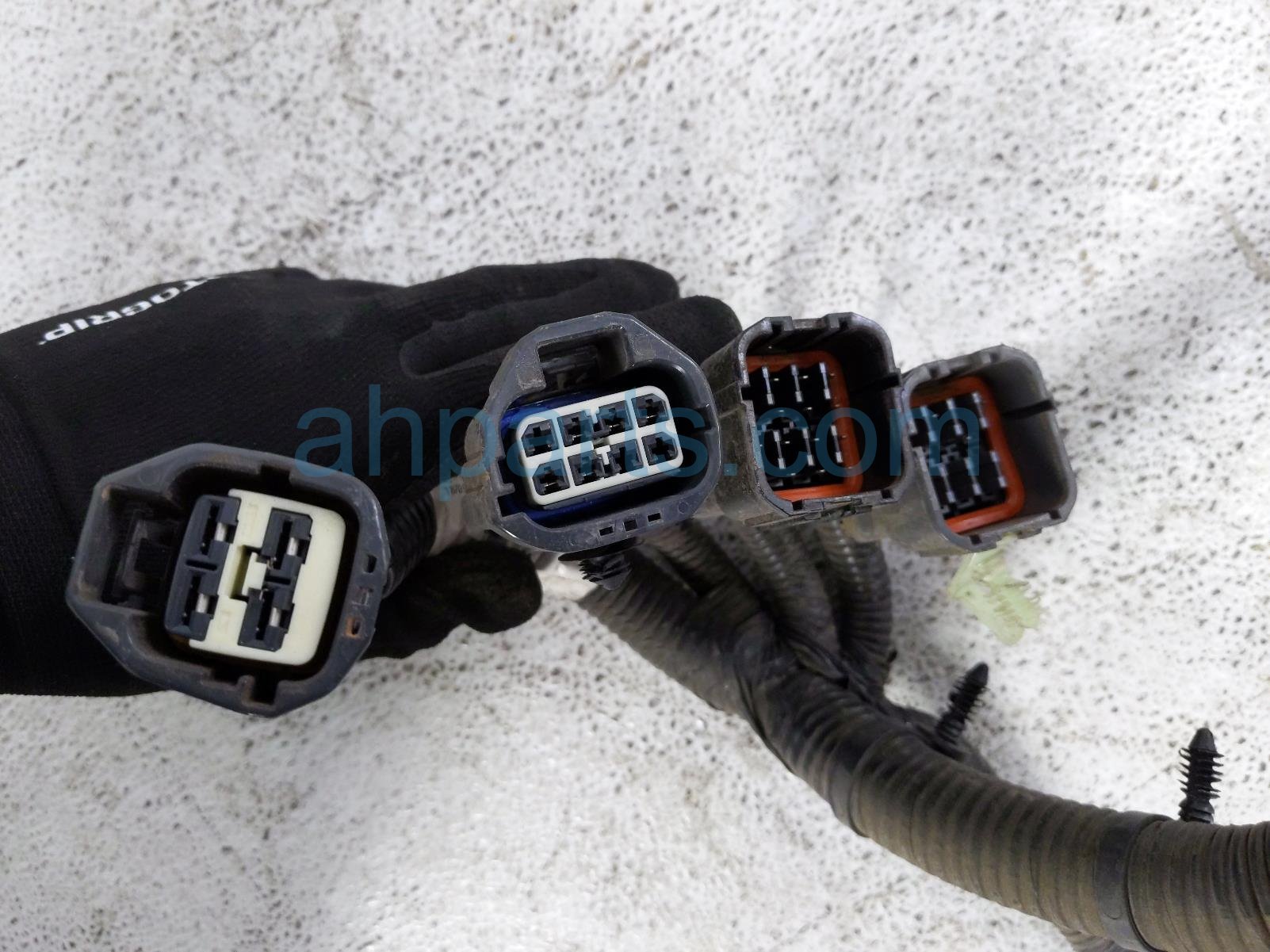 2020 Land Rover Range Rover Sport Rear Chassis Wire Harness 3.0l Awd LPLA 14M401 RC Replacement 2020 Land Rover Range Rover Sport Rear Chassis Wire Harness 3.0l Awd LPLA 14M401 RC Replacement thumbnail