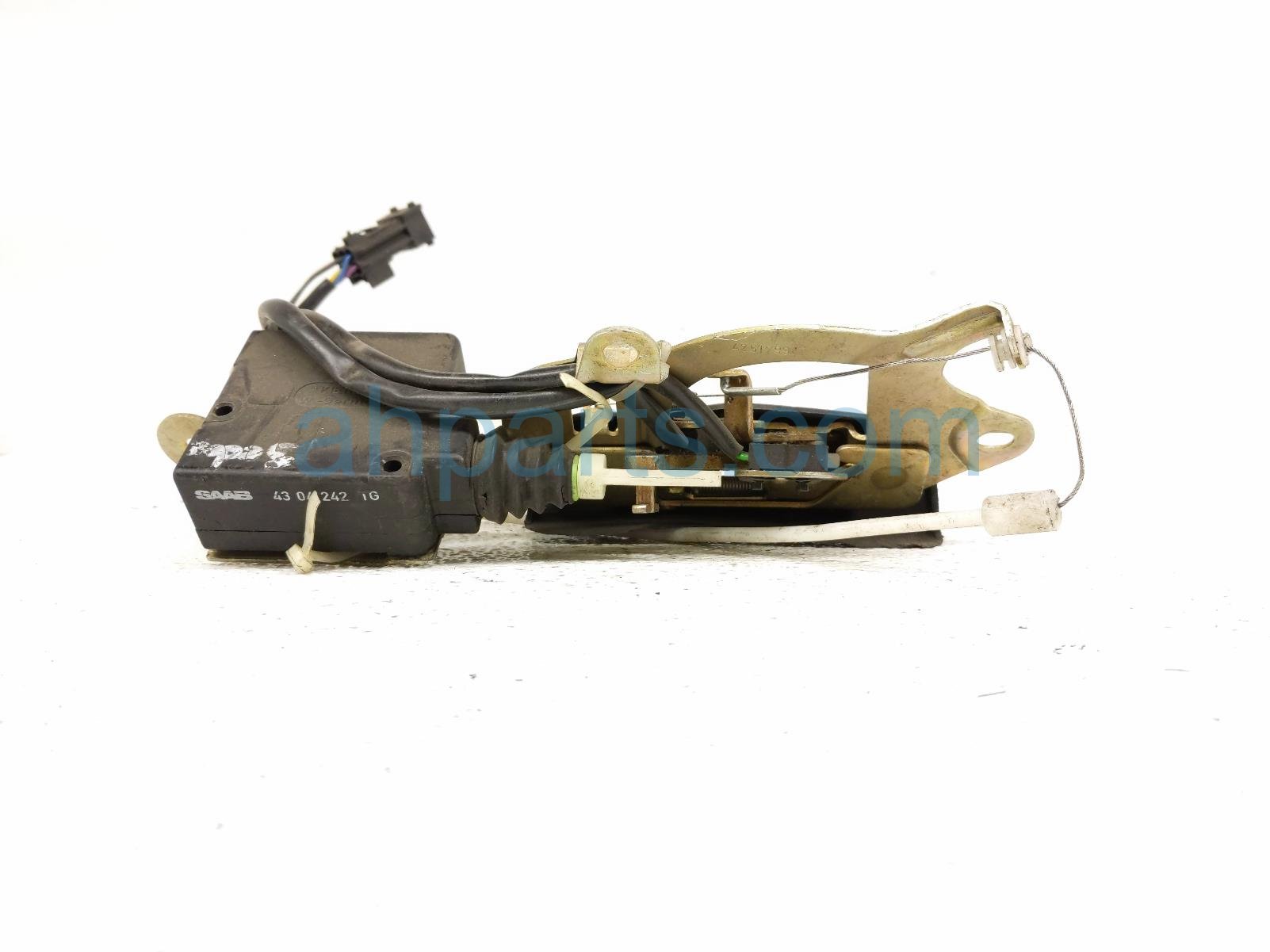 1993 Saab 9000 Trunk Lock Latch Actuator Assy 4304564 Replacement 1993 Saab 9000 Trunk Lock Latch Actuator Assy 4304564 Replacement thumbnail