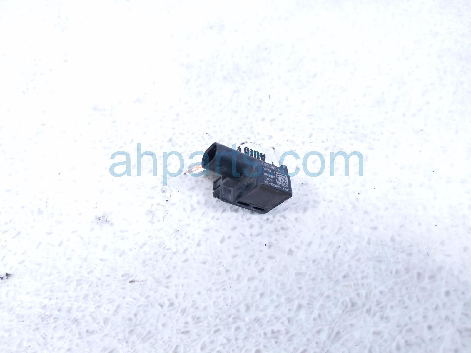 2020 Land Rover Range Rover Sport Front Passenger Airbag Impact Sensor JPLA 14B006 DA Replacement 2020 Land Rover Range Rover Sport Front Passenger Airbag Impact Sensor JPLA 14B006 DA Replacement thumbnail