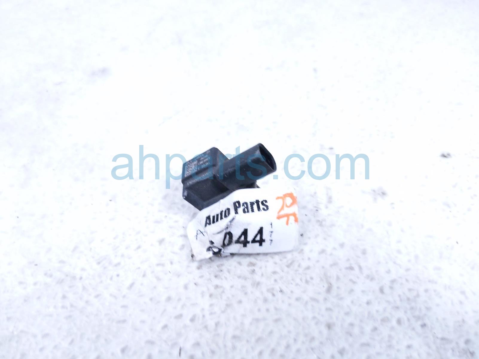 2020 Land Rover Range Rover Sport Front Passenger Airbag Impact Sensor JPLA 14B006 DA Replacement 2020 Land Rover Range Rover Sport Front Passenger Airbag Impact Sensor JPLA 14B006 DA Replacement thumbnail