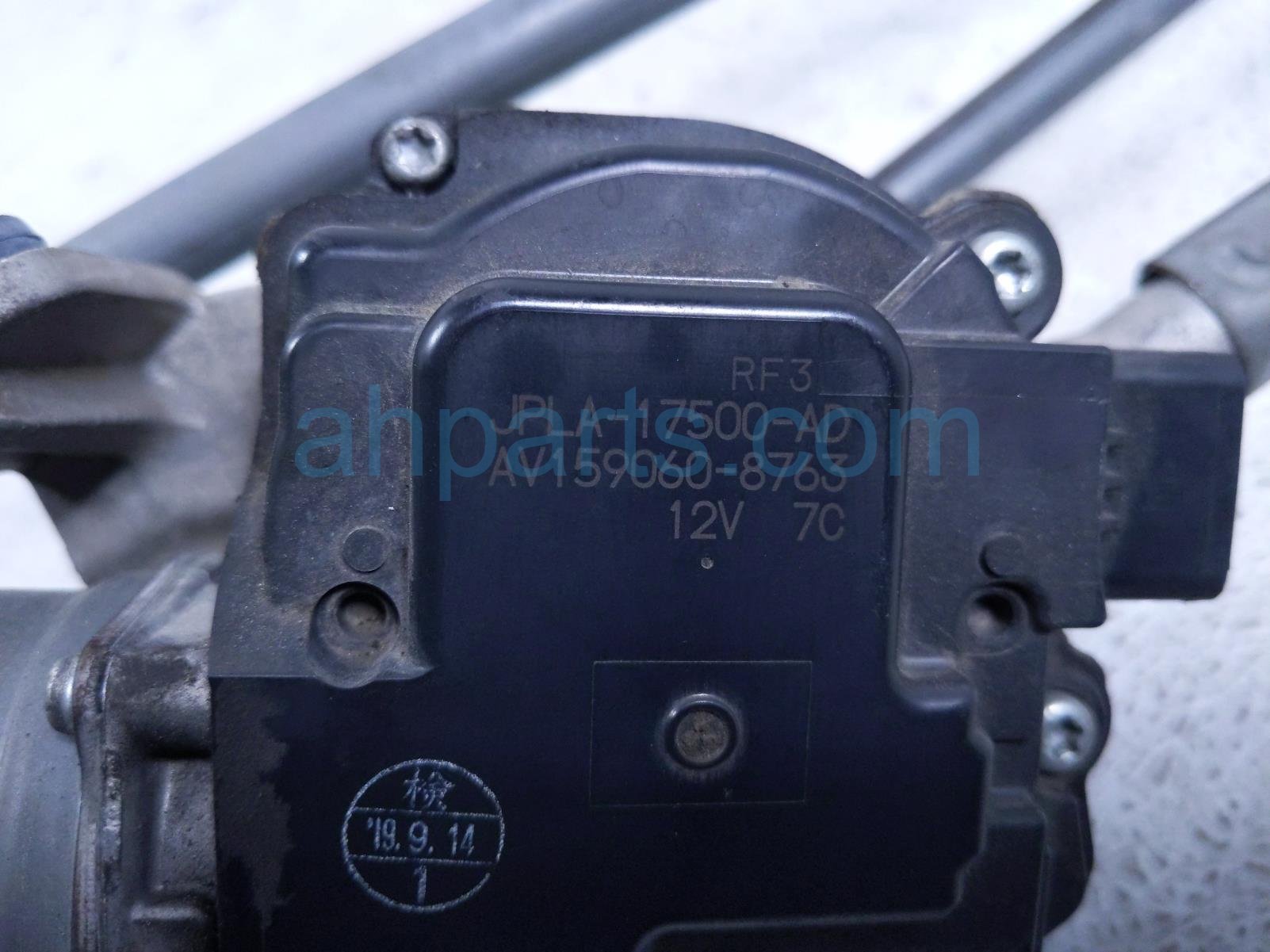 2020 Land Rover Range Rover Sport Front Arms Frt Windshield Wiper Motor & Linkage JPLA 17500 AD Replacement 2020 Land Rover Range Rover Sport Front Arms Frt Windshield Wiper Motor & Linkage JPLA 17500 AD Replacement thumbnail