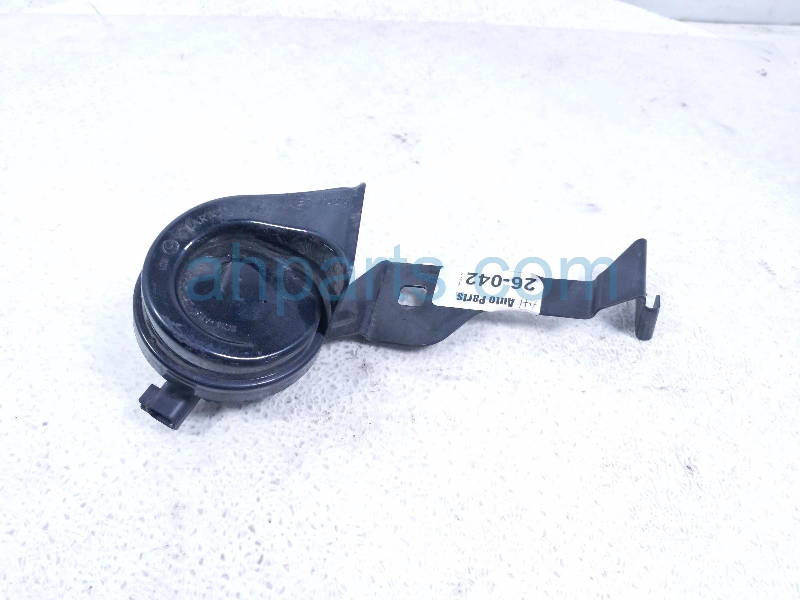 Ford LOW PITCH NOTE HORN LH
