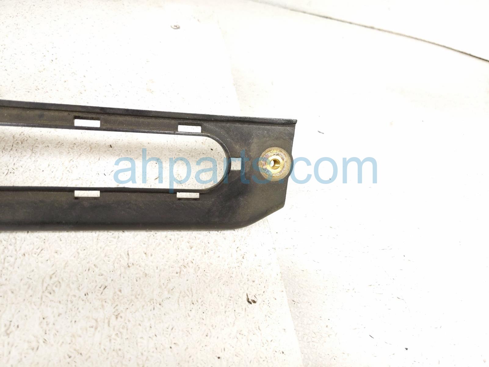2020 Land Rover Range Rover Sport Front Passenger Bumper Mount Support Brkt LR116260 Replacement 2020 Land Rover Range Rover Sport Front Passenger Bumper Mount Support Brkt LR116260 Replacement thumbnail