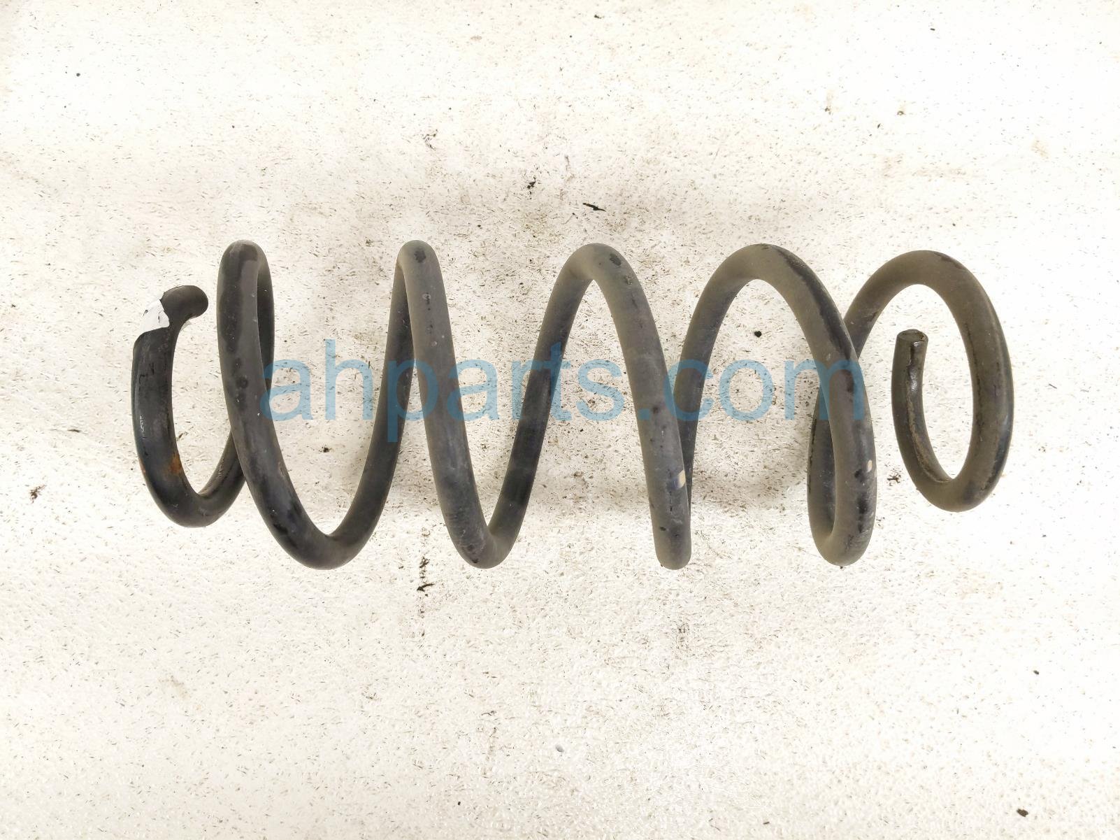 Toyota RR/LH COIL SPRING - FWD