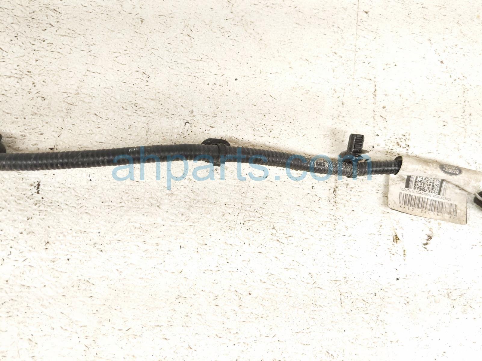 2020 Land Rover Range Rover Sport Mhev Water Pump Wire Harness 3.0l LR064173 Replacement 2020 Land Rover Range Rover Sport Mhev Water Pump Wire Harness 3.0l LR064173 Replacement thumbnail