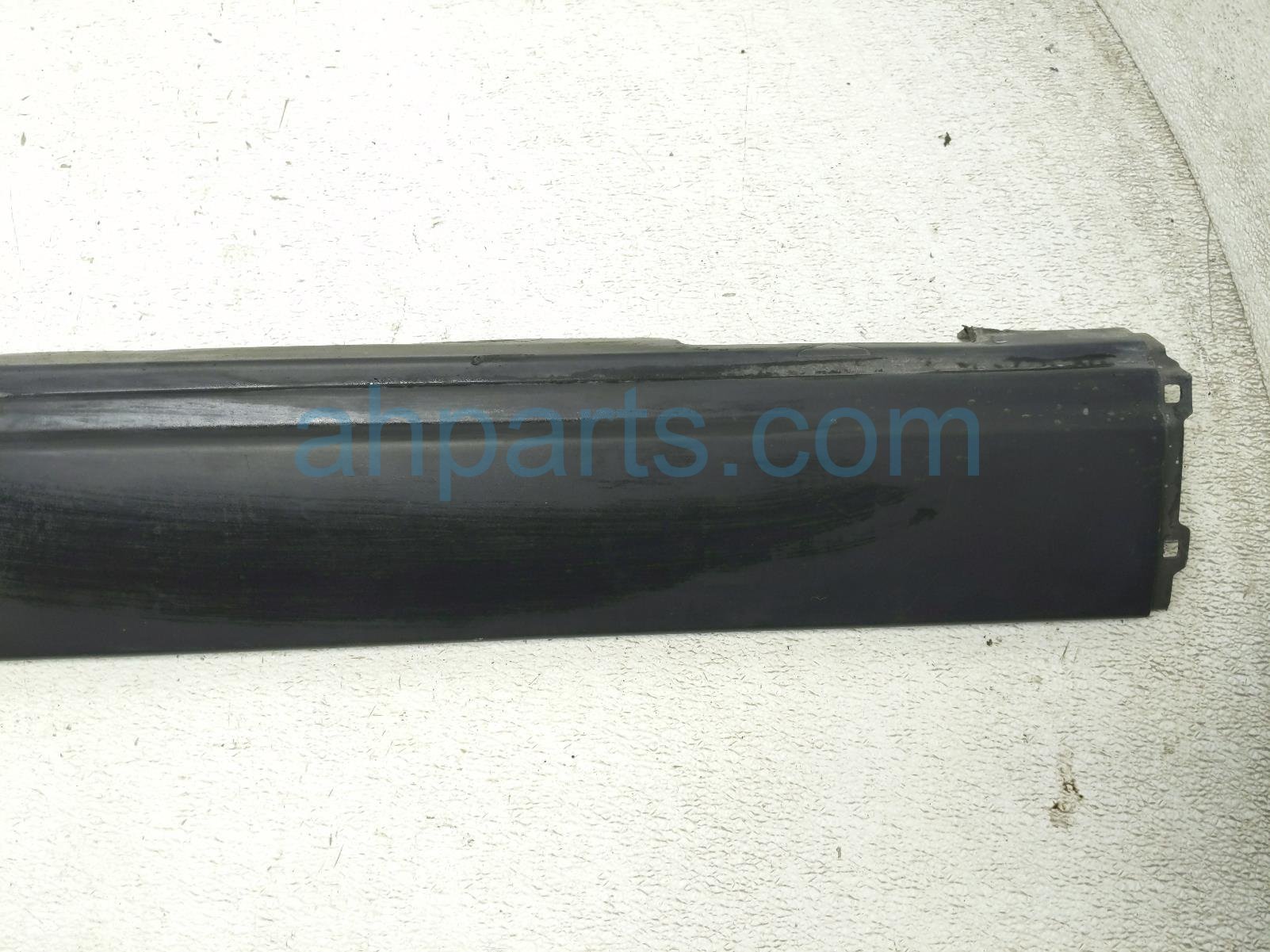 2020 Land Rover Range Rover Sport Rocker Trim Passenger Side Skirt / Molding Black LR110602 Replacement 2020 Land Rover Range Rover Sport Rocker Trim Passenger Side Skirt / Molding Black LR110602 Replacement thumbnail