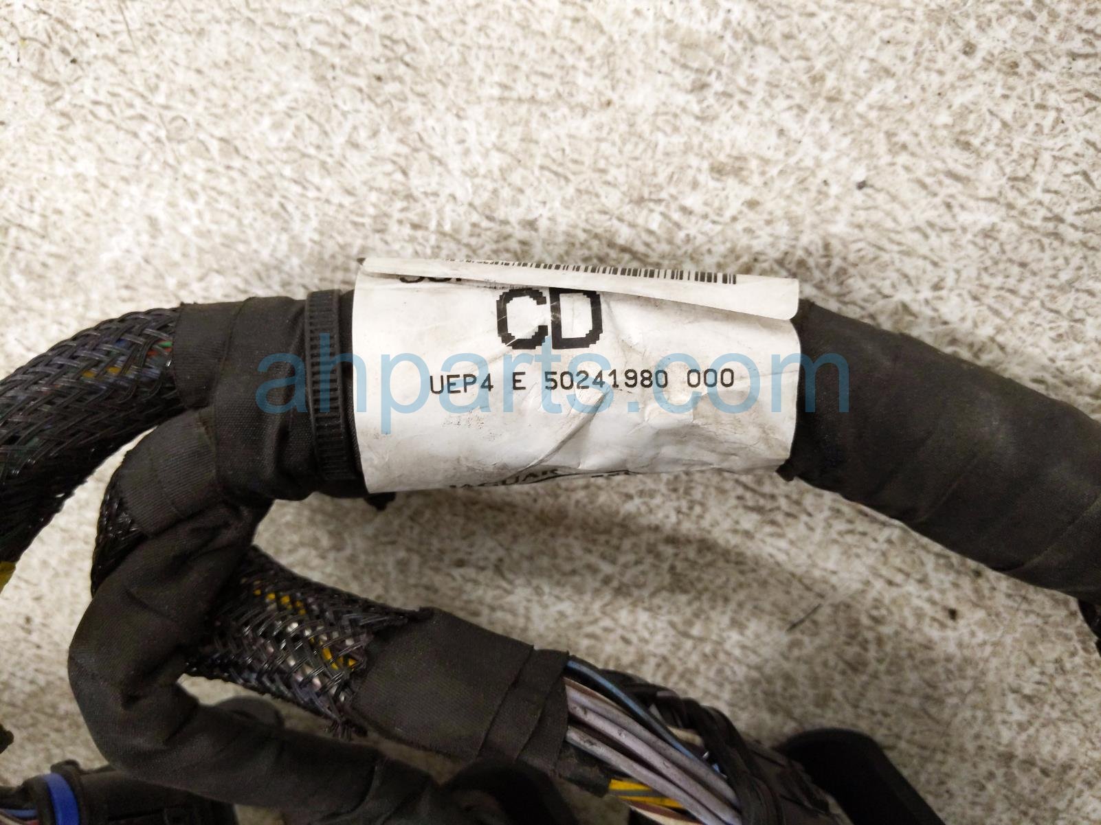 2020 Land Rover Range Rover Sport Engine Wiring Harness 3.0l Awd LR171970 Replacement 2020 Land Rover Range Rover Sport Engine Wiring Harness 3.0l Awd LR171970 Replacement thumbnail