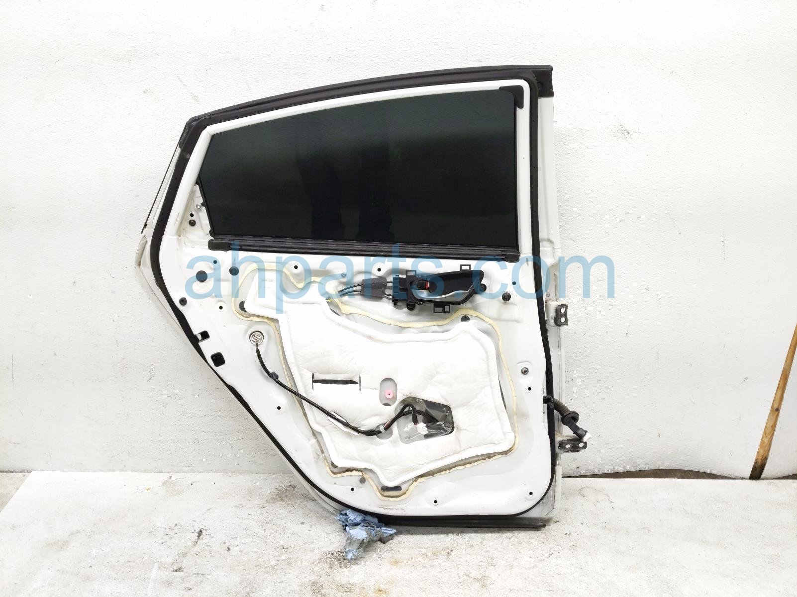 2019 Honda Civic Rear Driver Door White No Inside Trim 67550 TBA A00ZZ Replacement 2019 Honda Civic Rear Driver Door White No Inside Trim 67550 TBA A00ZZ Replacement thumbnail