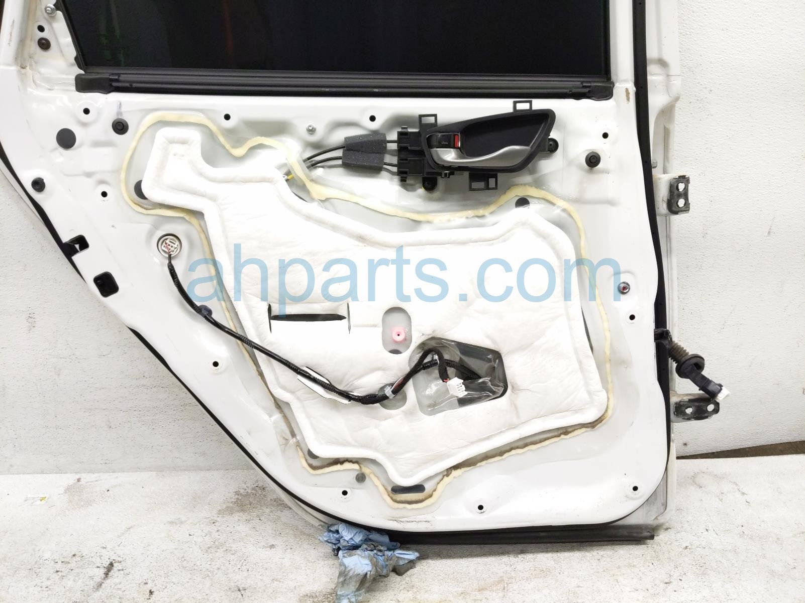 2019 Honda Civic Rear Driver Door White No Inside Trim 67550 TBA A00ZZ Replacement 2019 Honda Civic Rear Driver Door White No Inside Trim 67550 TBA A00ZZ Replacement thumbnail